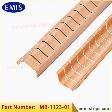 Junta de banda de blindatge per a porta de ressonància magnètica